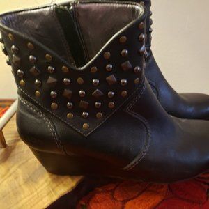 Taos  brand studded wedge black ankle boots